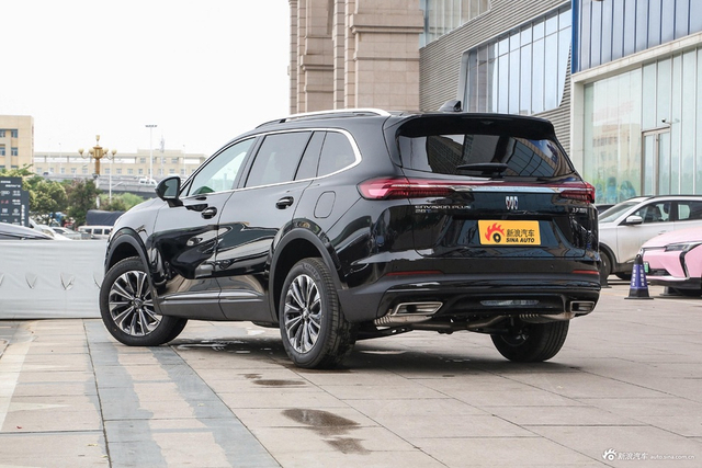 2024款昂科威Plus 28T 两驱尊享版