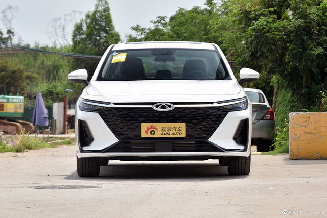 2025款艾瑞泽8 1.6T DCT尚