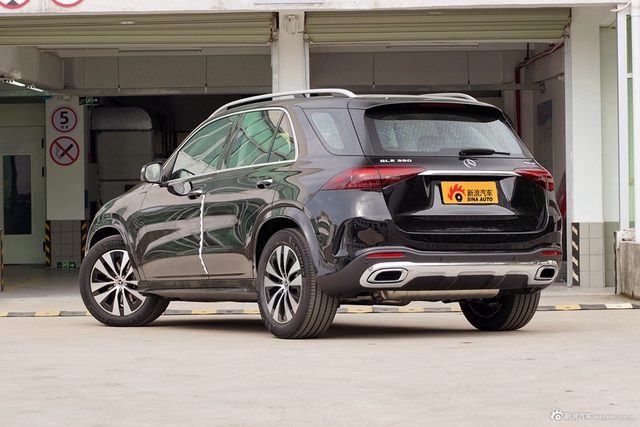 2025款奔驰GLE级 改款 GLE 350 4MATIC 动感型