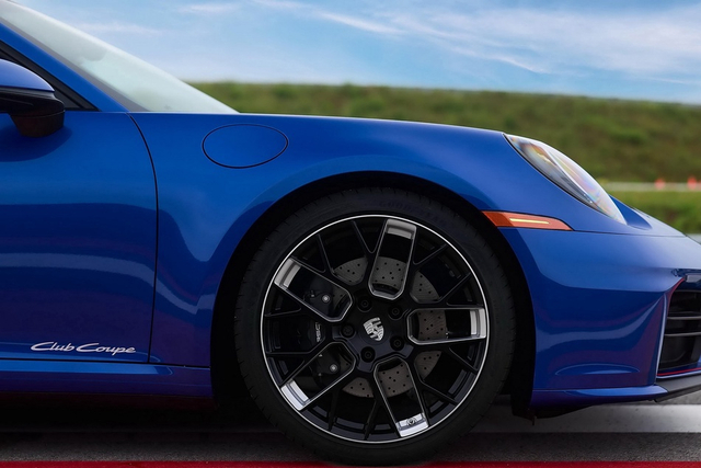 2025款911 Carrera T 3.0T Club Coupe 官图