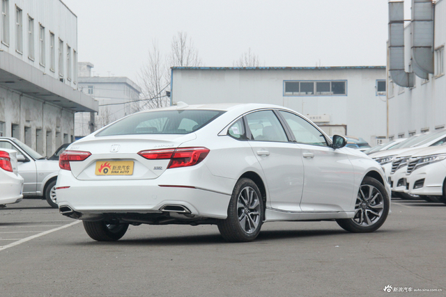 2019款INSPIRE 1.5T自动260TURBO 典雅版 国VI 