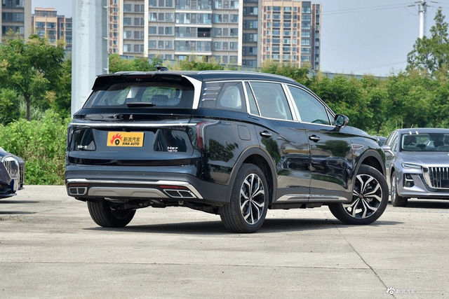 2023款红旗HS7 2.0T 自动两驱旗享版 六座