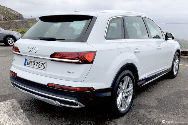 豪华与运动平衡之道，改款似换代，Audi Q7