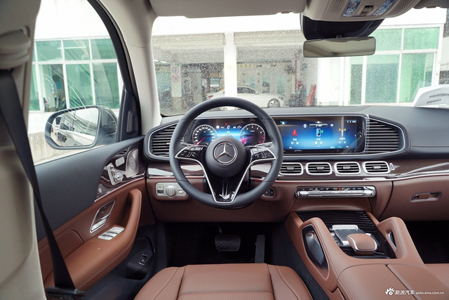 2025款奔驰GLE级 改款 GLE 350 4MATIC 动感型