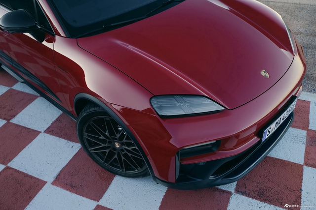 2026款Macan纯电 GTS 官图