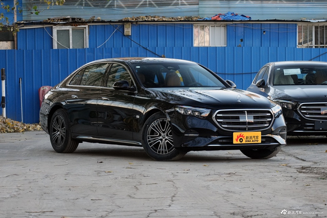 2026款奔驰E级 260 L 经典型