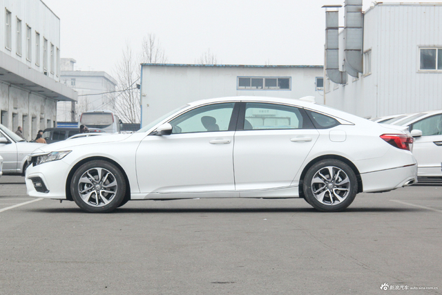 2019款INSPIRE 1.5T自动260TURBO 典雅版 国VI 