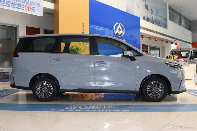 2022款上汽MAXUS MIFA 5 430KM 精英版 五座