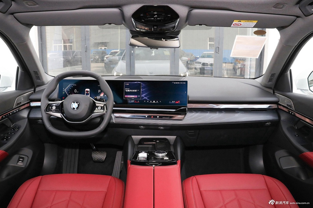 2024款宝马5系 530Li 领先型 豪华套装