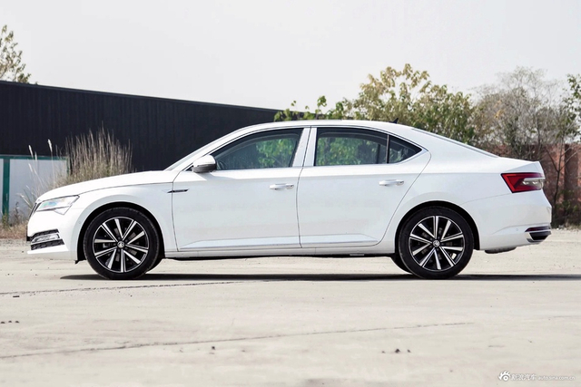 2024款速派 TSI330 DSG奢享版