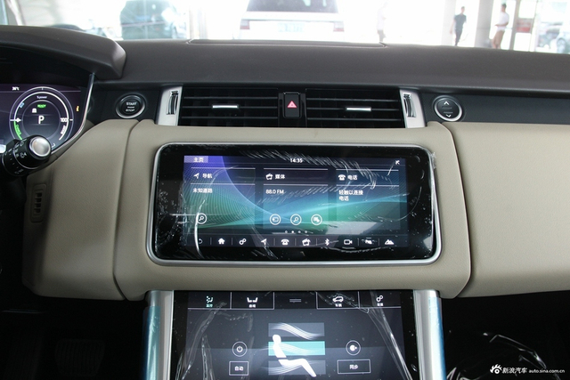 百万级混动SUV，硬派也节能，路虎揽胜混动