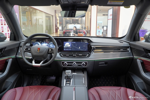 2026款红旗HS5 2.0T 两驱玄影版