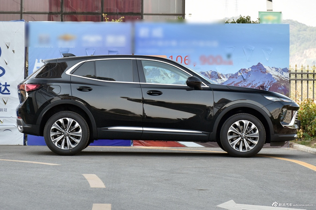 2025款昂科威S 25T 白金版