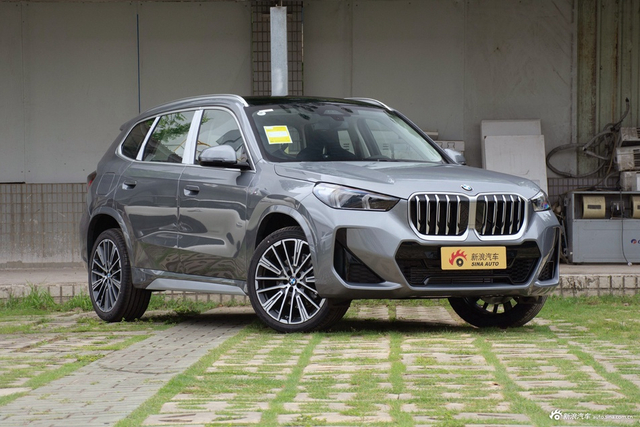 2024款宝马X1 xDrive25Li M运动套装