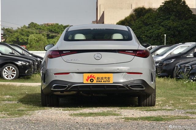 2025款奔驰CLE 260 轿跑车