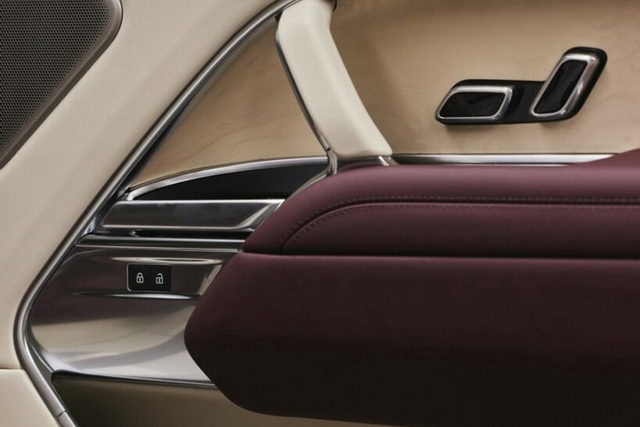 2024款揽胜 SV Carmel Edition