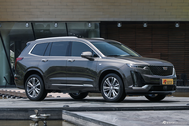 高清实拍凯迪拉克XT6风尚版