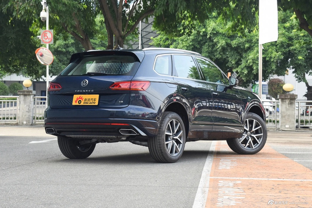 2023款途锐 3.0TSI 锐享版 经典运动套装