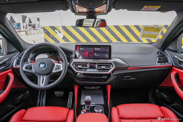 2022款宝马X4 M 雷霆版
