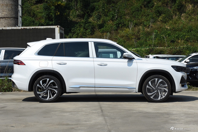 2024款星越L 2.0TD 自动两驱天际版