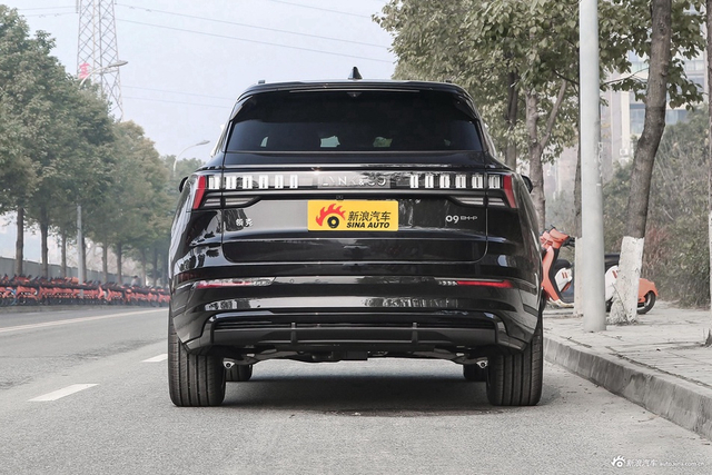 2024款领克09 EM-P 2.0TD HALO 六座