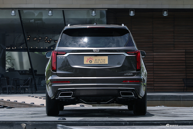 高清实拍凯迪拉克XT6风尚版