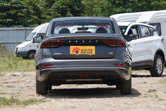 2025款帝豪第4代 1.5L 手动星耀版