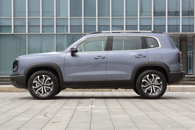 2026款哈弗大狗 1.5T DCT边牧版雾隐蓝
