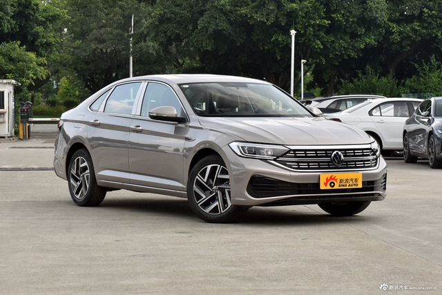 2025款速腾 改款三 300TSI DSG超越版