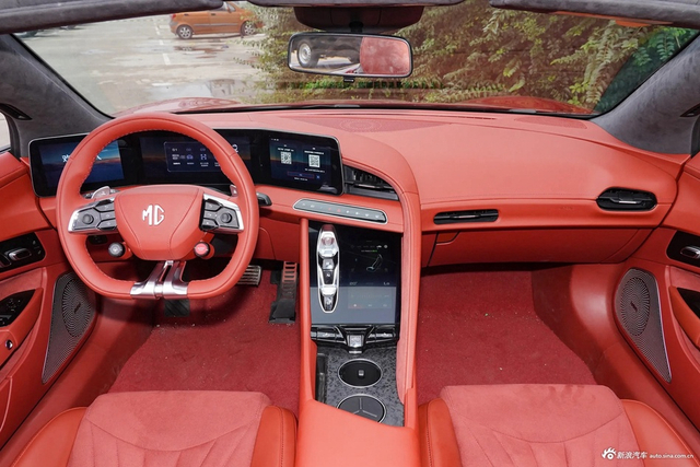 2024款MG Cyberster 580km 超然致远版