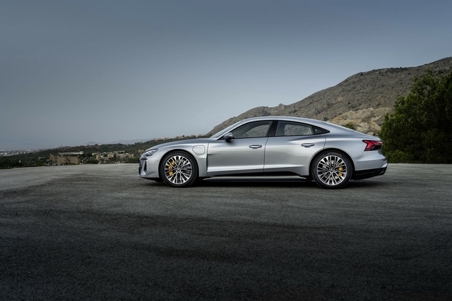 2024款奥迪e-tron GT S e-tron GT 官图