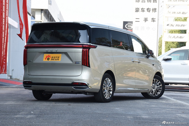 2024款高山DHT-PHEV 四驱尊贵版