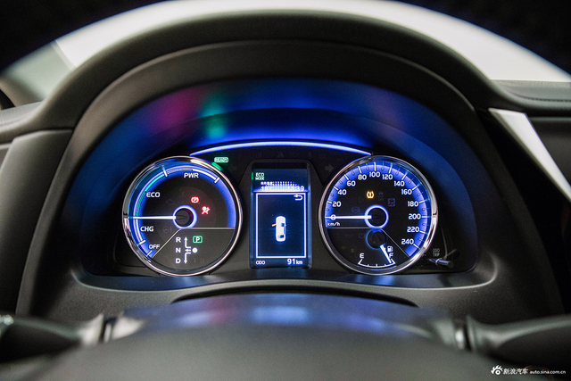 打消里程焦虑/续航近1000km 实拍雷凌双擎E+