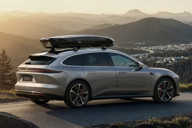 2025款蔚来ET5T 100kWh Touring 官图