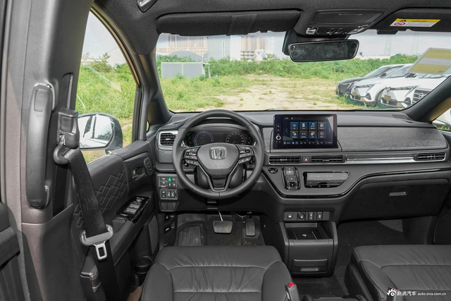 2024款艾力绅 2.0L e:HEV 至尊版