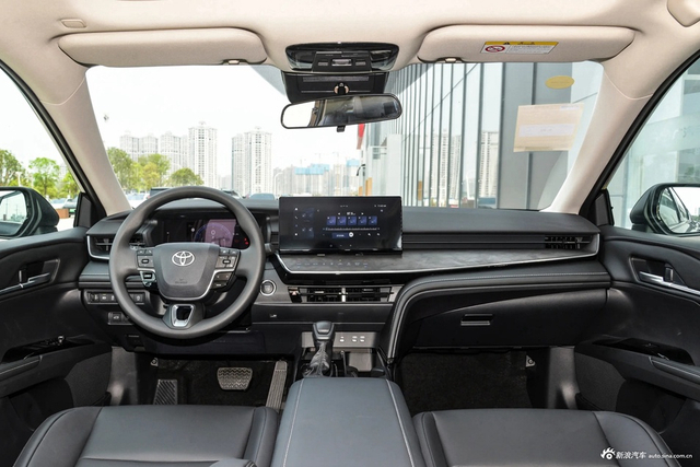 2024款凯美瑞 2.0E 精英版