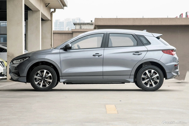 2024款比亚迪e2 荣耀版 豪华型