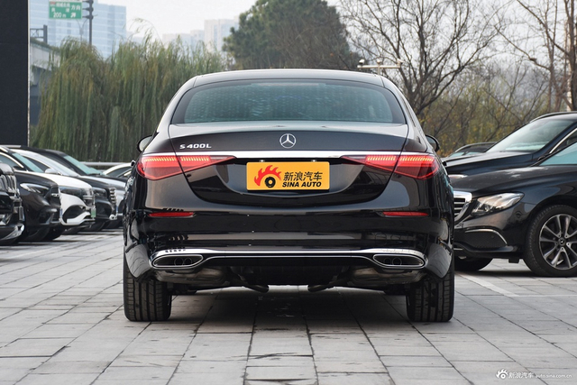 2024款奔驰S级 S 400 L 商务型