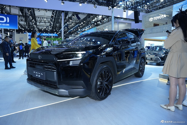 2025广州车展实拍：RAV4荣放
