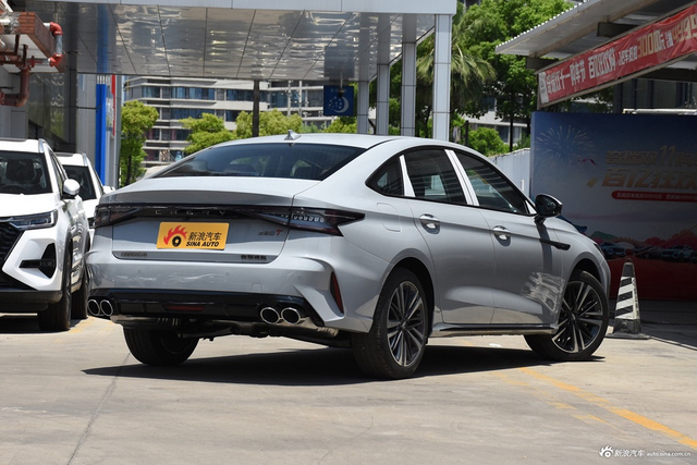 2023款艾瑞泽8 高能版 2.0T DCT劲