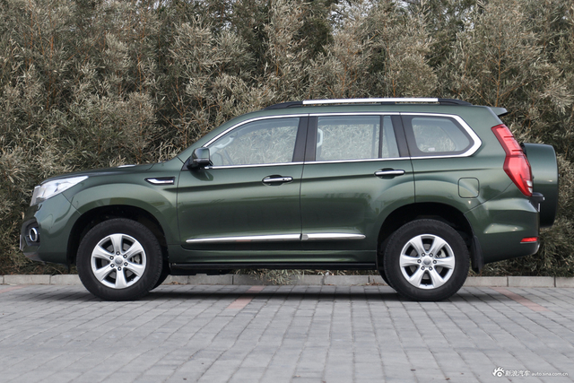 自主硬派越野之王 实拍新款哈弗H9