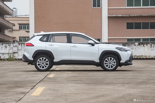 2023款锋兰达 2.0L CVT精英版