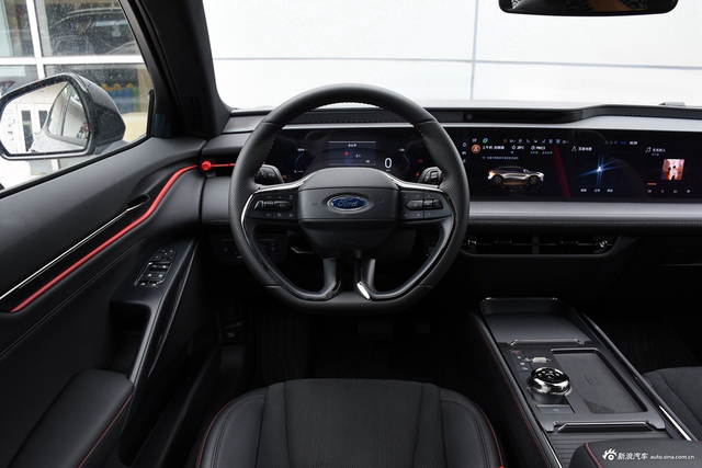 2025款蒙迪欧2.0T混动 运动版 ST-Line