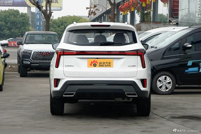 2024款江淮X8 PLUS 1.5TGDI DCT智享版 5座