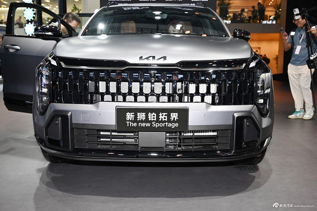 2025广州车展实拍：狮铂拓界