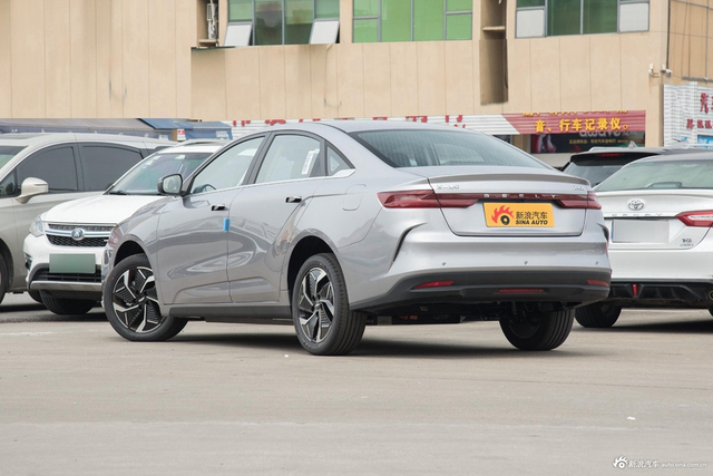 2024款几何G6 500KM 公务版