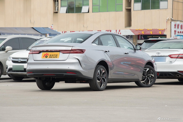 2024款几何G6 500KM 公务版