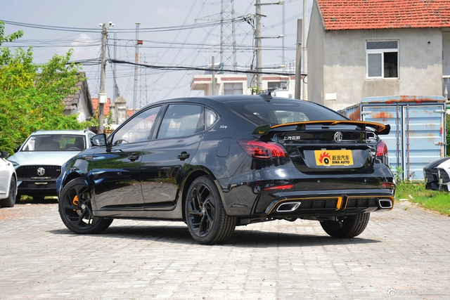 2021款名爵6 Pro 1.5T 自动Trophy旗舰版