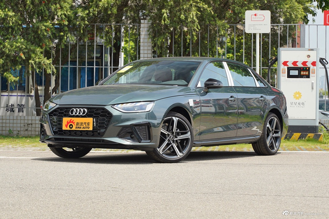 2025款奥迪A4L 200万辆悦享版 40 TFSI 豪华动感型