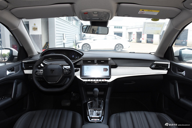 2024款标致408 360THP 龘龘款 拉图版